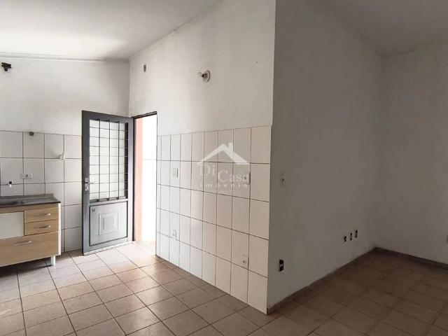 Casa / Sobrado para Locação em Atibaia/SP Centro 2 Quartos
