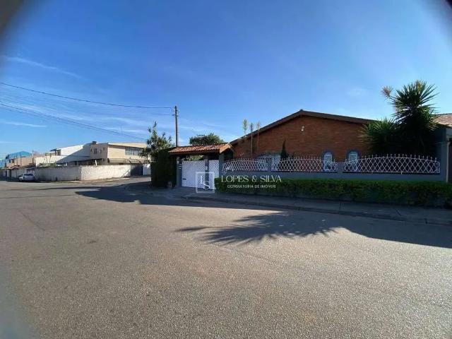 Casa / Sobrado para Locação em Atibaia/SP Jardim Alvinópolis 3 Quartos