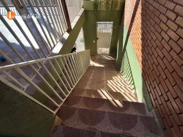 Casa / Sobrado para Locação em Atibaia/SP Jardim Brogotá 3 Quartos