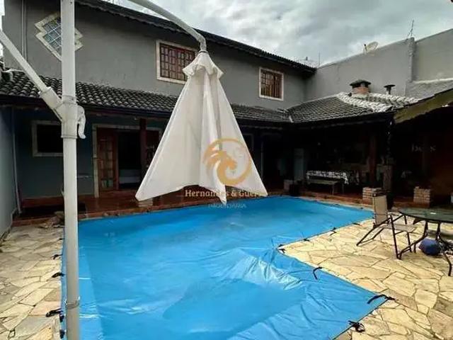 Casa / Sobrado para Locação em Atibaia/SP Jardim do Lago 3 Quartos