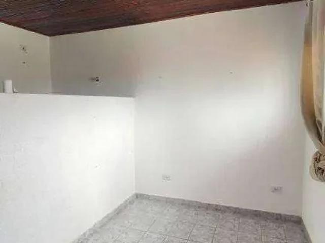 Casa / Sobrado para Locação em Atibaia/SP Jardim dos Pinheiros 2 Quartos