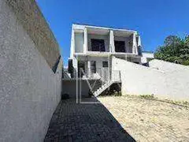 Casa / Sobrado para Locação em Atibaia/SP Jardim dos Pinheiros 3 Quartos