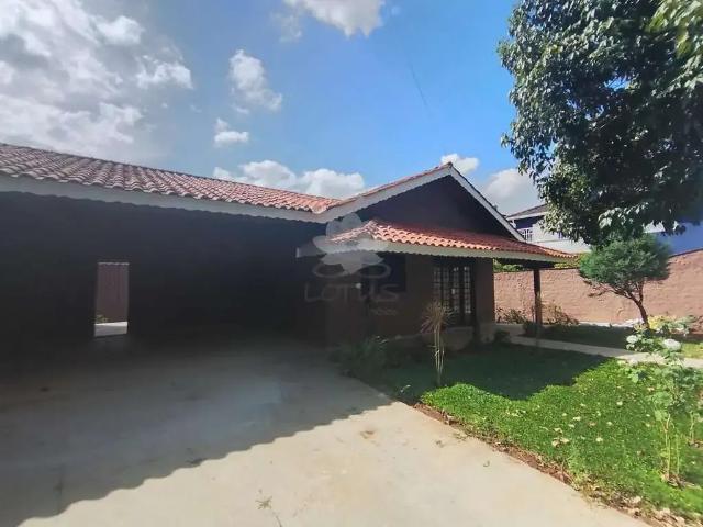 Casa / Sobrado para Locação em Atibaia/SP Jardim dos Pinheiros 3 Quartos