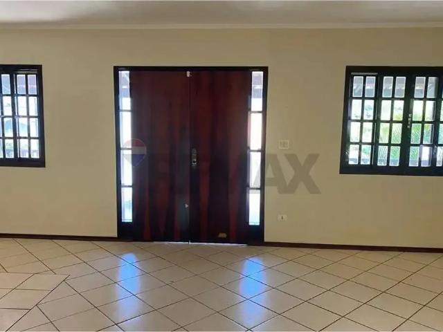 Casa / Sobrado para Locação em Atibaia/SP Jardim Maristela 3 Quartos