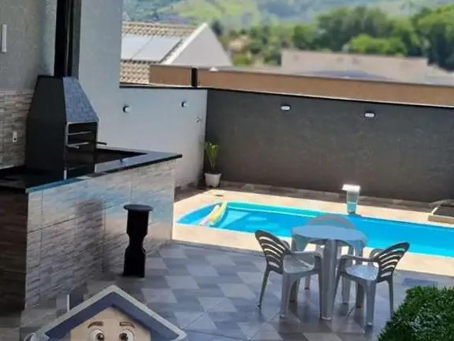 Casa / Sobrado para Locação em Atibaia/SP Jardim Maristela 4 Quartos