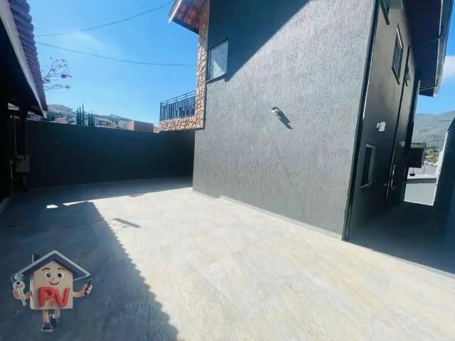 Casa / Sobrado para Locação em Atibaia/SP Jardim Maristela 4 Quartos