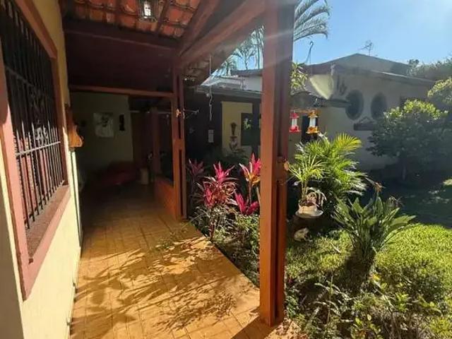 Casa / Sobrado para Locação em Atibaia/SP Jardim Paulista 4 Quartos