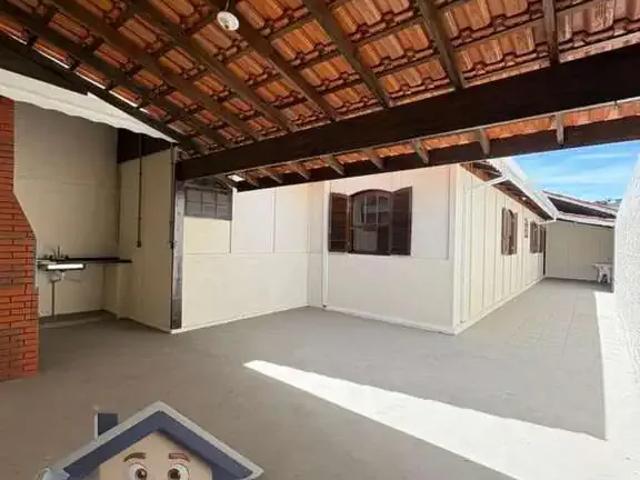 Casa / Sobrado para Locação em Atibaia/SP Jardim Paulista 3 Quartos