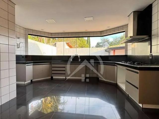 Casa / Sobrado para Locação em Atibaia/SP Vila Esperia ou Giglio 3 Quartos
