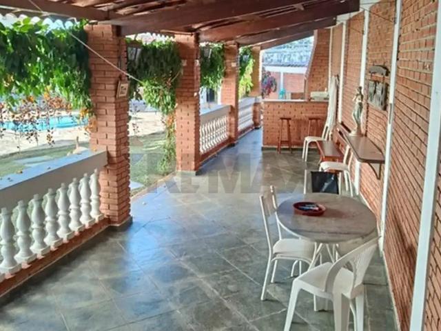 Casa / Sobrado para Locação em Atibaia/SP Vila Santista 3 Quartos