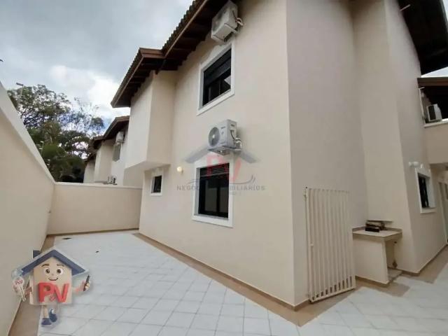 Casa / Sobrado para Locação em Atibaia/SP Vila Santista 3 Quartos