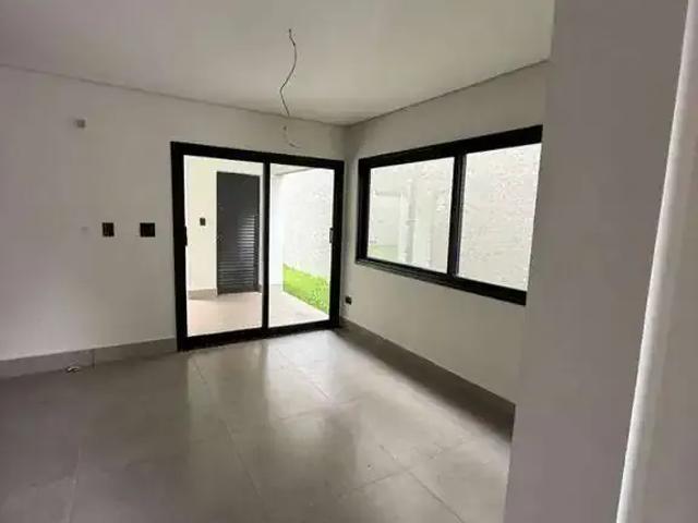 Casa / Sobrado para Locação em Atibaia/SP Vila Santista 4 Quartos