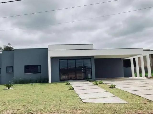Casa / Sobrado para Locação em Avaré/SP Santa Cristina 4 Quartos
