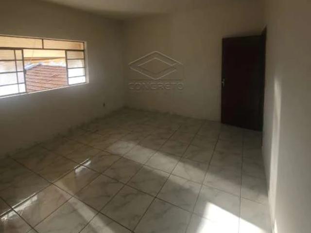 Casa / Sobrado para Locação em Botucatu/SP Vila São Lúcio 3 Quartos