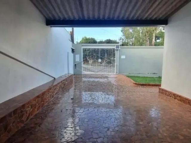 Casa / Sobrado para Locação em Botucatu/SP Parque Residencial Primavera 2 Quartos