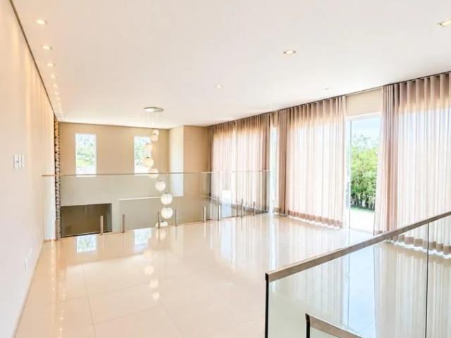 Casa / Sobrado para Locação em Botucatu/SP Residencial Parque Laguna I 4 Quartos