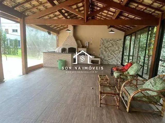 Casa / Sobrado para Locação em Bom Jesus dos Perdões/SP Guaxinduva 5 Quartos