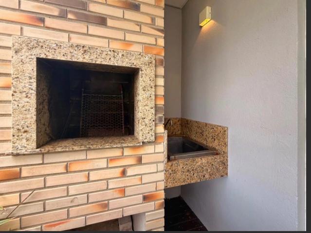 Casa / Sobrado para Locação em Bombinhas/SC Canto Grande 2 Quartos