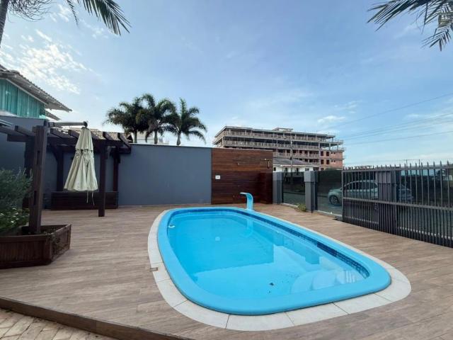 Casa / Sobrado para Locação em Bombinhas/SC Canto Grande 4 Quartos