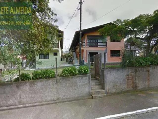 Casa / Sobrado para Locação em Bombinhas/SC Centro 2 Quartos