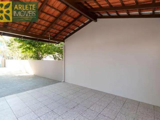 Casa / Sobrado para Locação em Bombinhas/SC Centro 2 Quartos