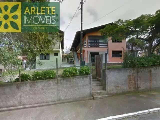 Casa / Sobrado para Locação em Bombinhas/SC Centro 3 Quartos