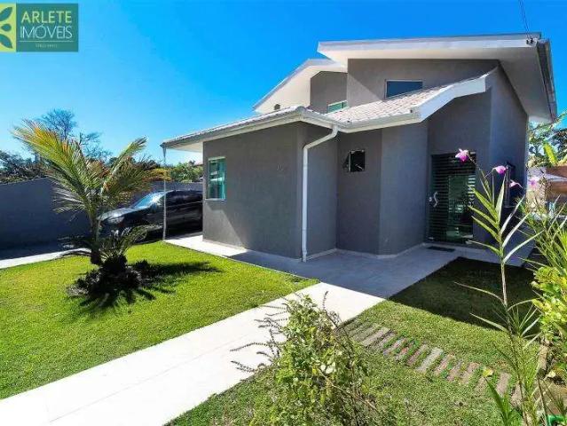 Casa / Sobrado para Locação em Bombinhas/SC Centro 3 Quartos