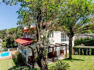 Casa / Sobrado para Locação em Bombinhas/SC Centro 4 Quartos