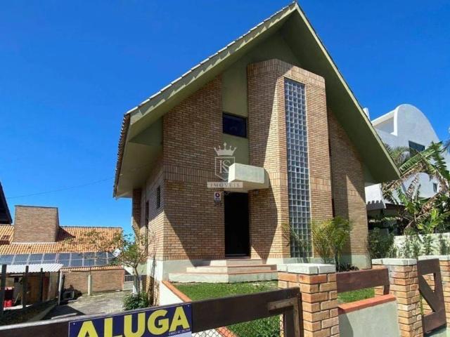 Casa / Sobrado para Locação em Bombinhas/SC Centro 5 Quartos