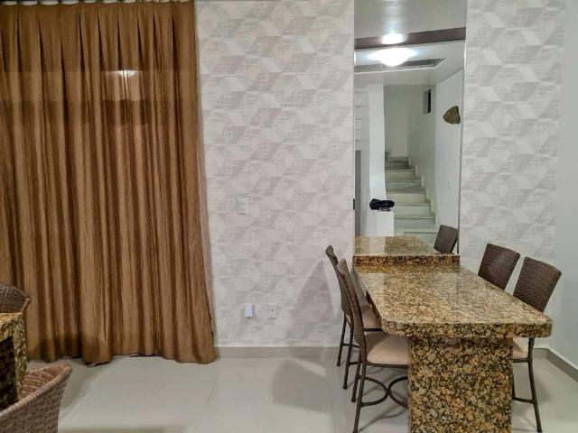 Casa / Sobrado para Locação em Bombinhas/SC Bombas 4 Quartos