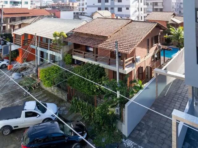 Casa / Sobrado para Locação em Bombinhas/SC Bombas