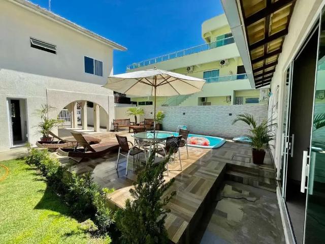 Casa / Sobrado para Locação em Bombinhas/SC Bombas 5 Quartos