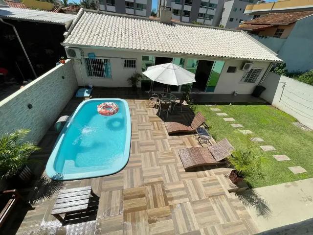 Casa / Sobrado para Locação em Bombinhas/SC Bombas 5 Quartos