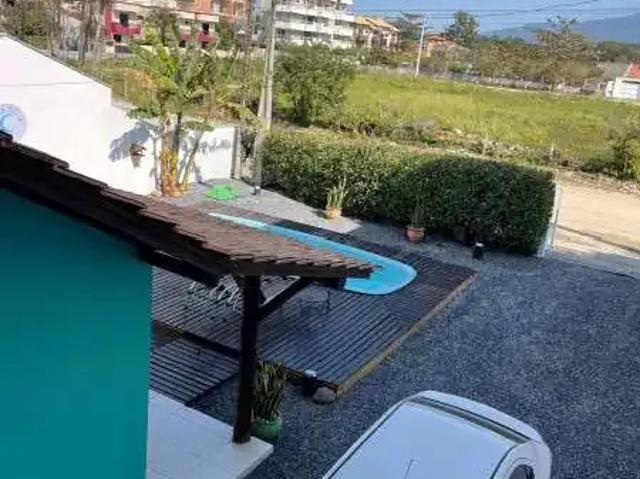 Casa / Sobrado para Locação em Bombinhas/SC Mariscal 7 Quartos