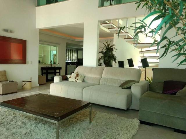Casa / Sobrado para Locação em Bombinhas/SC Mariscal 4 Quartos
