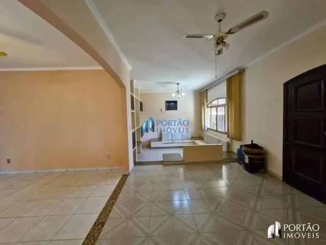 Casa / Sobrado para Locação em Bauru/SP Jardim Amália 3 Quartos