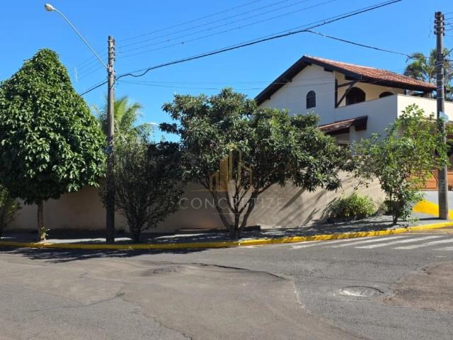 Casa / Sobrado para Locação em Bauru/SP Samambaia Parque Residencial 3 Quartos