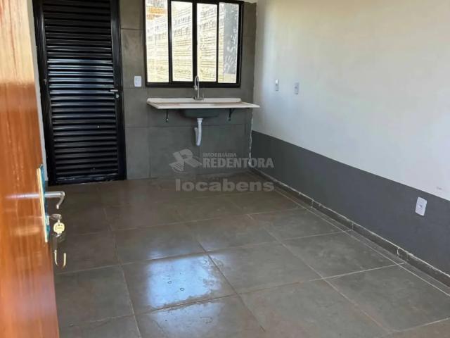 Casa / Sobrado para Locação em Bady Bassitt/SP Residencial Lago Sul II 2 Quartos