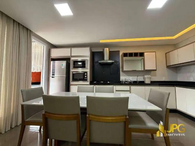 Casa / Sobrado para Locação em Balneário Camboriú/SC Centro 2 Quartos