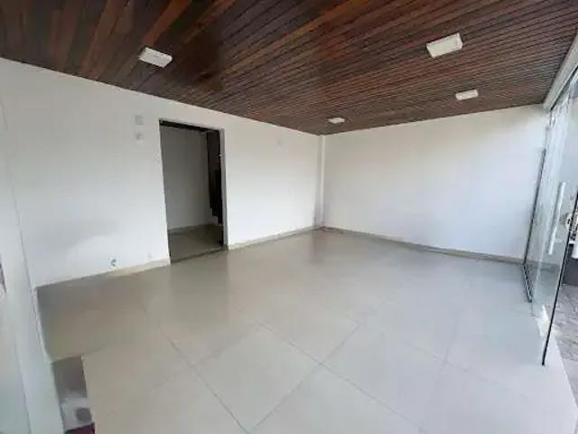 Casa / Sobrado para Locação em Balneário Camboriú/SC Centro 3 Quartos