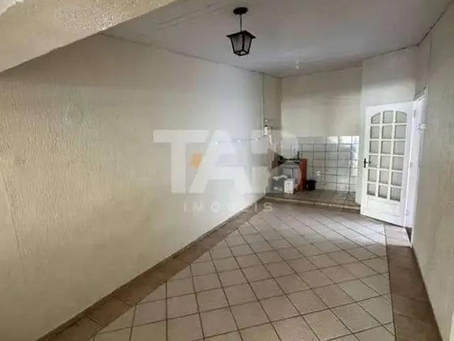 Casa / Sobrado para Locação em Balneário Camboriú/SC Centro 3 Quartos