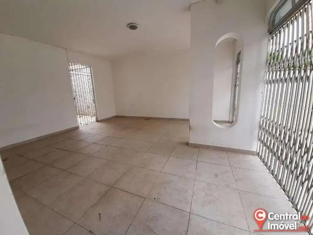 Casa / Sobrado para Locação em Balneário Camboriú/SC Centro 4 Quartos