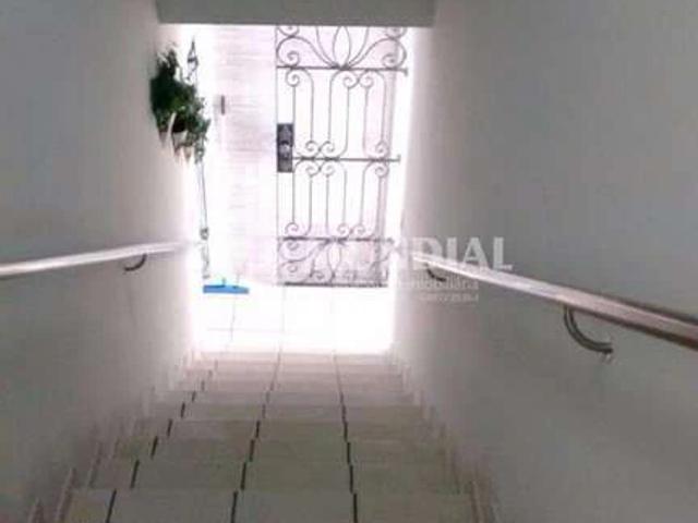 Casa / Sobrado para Locação em Balneário Camboriú/SC Centro 4 Quartos
