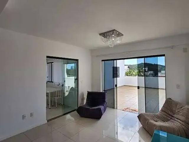 Casa / Sobrado para Locação em Balneário Camboriú/SC Ariribá 4 Quartos