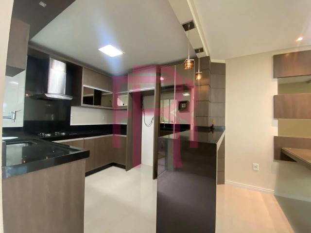 Casa / Sobrado para Locação em Balneário Camboriú/SC Nova Esperança 3 Quartos