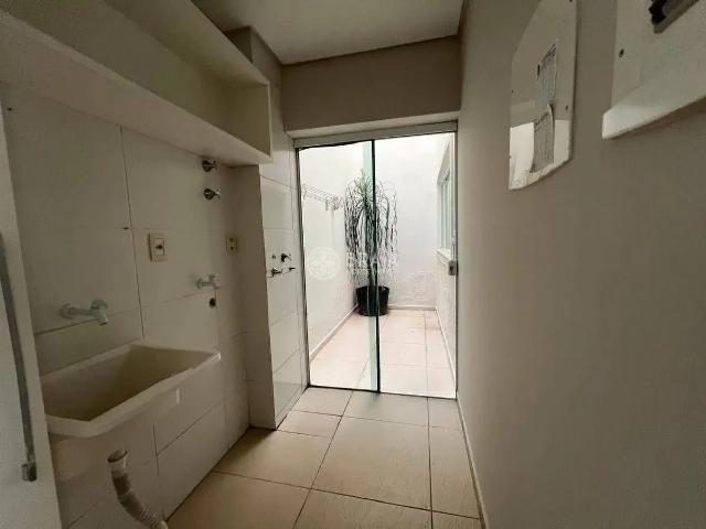 Casa / Sobrado para Locação em Balneário Camboriú/SC Praia dos Amores 3 Quartos