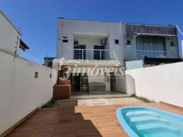 Casa / Sobrado para Locação em Balneário Camboriú/SC Praia dos Amores 3 Quartos