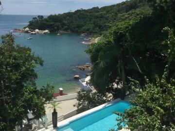 Casa / Sobrado para Locação em Balneário Camboriú/SC Praia das Taquaras 3 Quartos