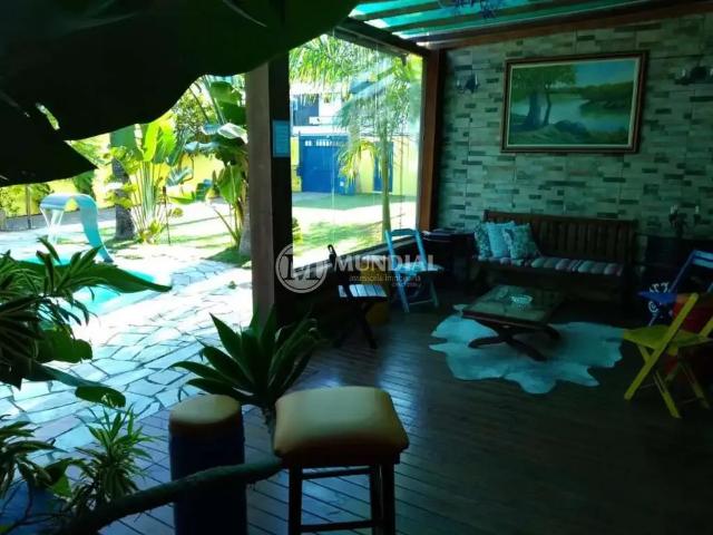 Casa / Sobrado para Locação em Balneário Camboriú/SC Vila Real 4 Quartos