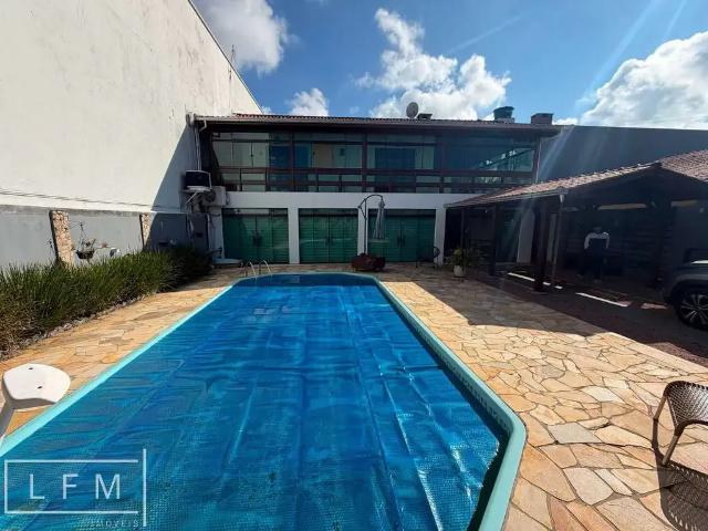 Casa / Sobrado para Locação em Balneário Piçarras/SC Centro 2 Quartos